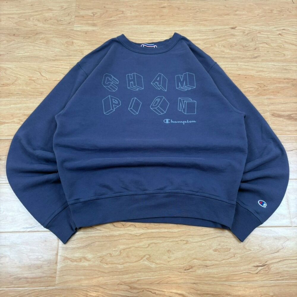 Champion Blue Graphic Crewneck Sweatshirt Medium